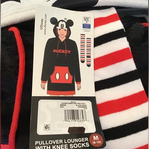 Disney’s Mickey Mouse Sleep Lounger with Socks (NWT) (Size: Medium/ 8/10) - Picture 9 of 14
